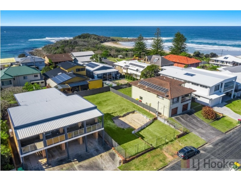 4 Link Street, Yamba NSW 2464