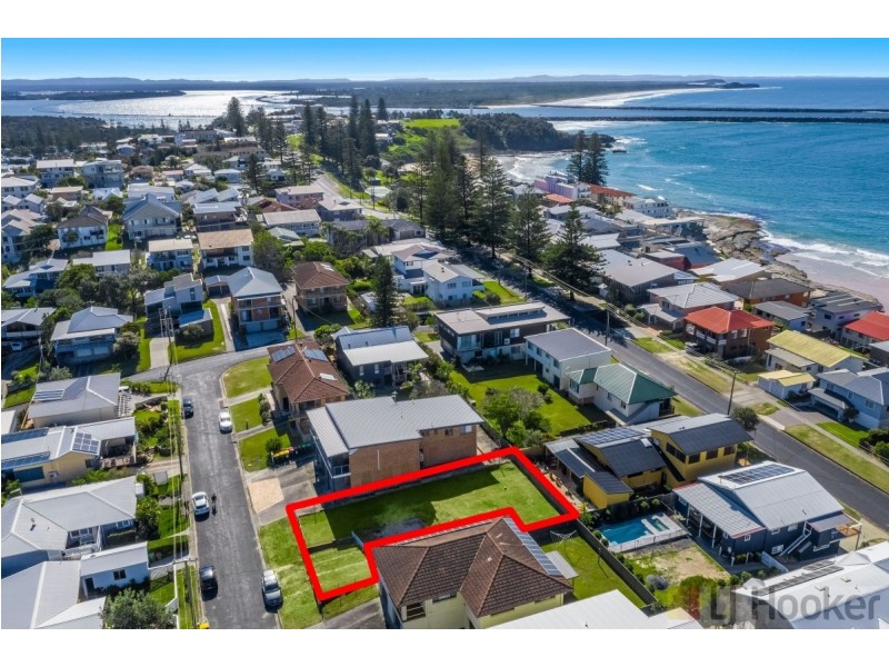 4 Link Street, Yamba NSW 2464