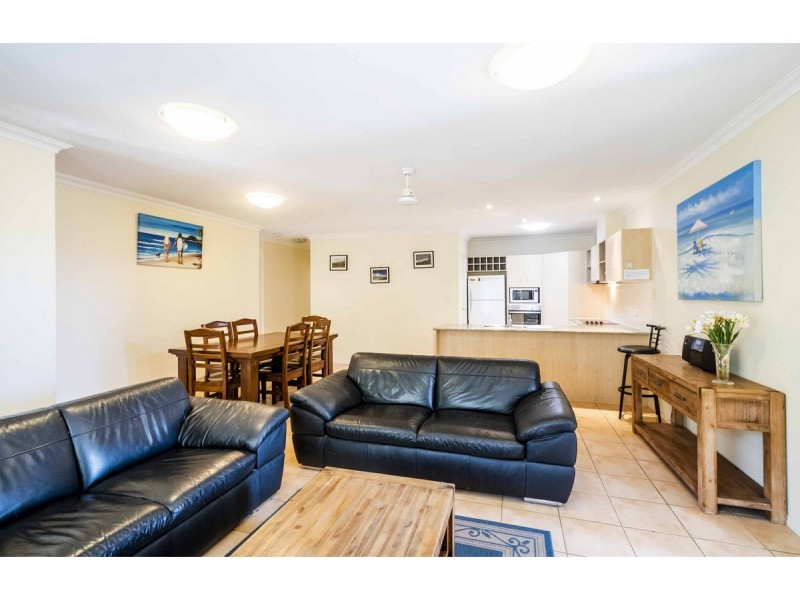 11 Oceania Court, Yamba NSW 2464