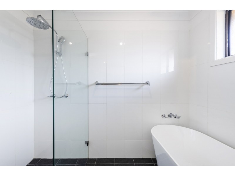 14 Sapphire Close, Townsend NSW 2463