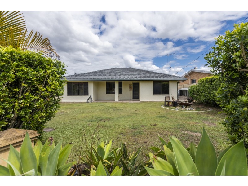 14 Sapphire Close, Townsend NSW 2463