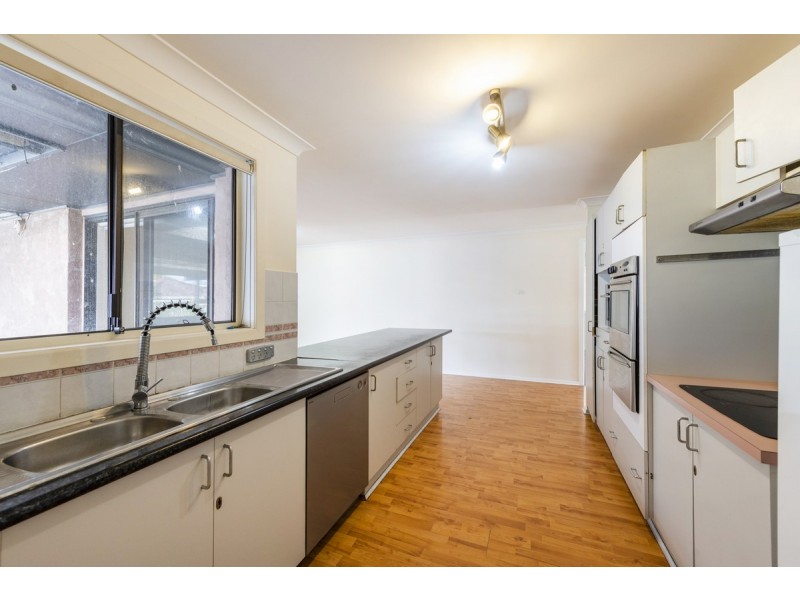 14 Sapphire Close, Townsend NSW 2463