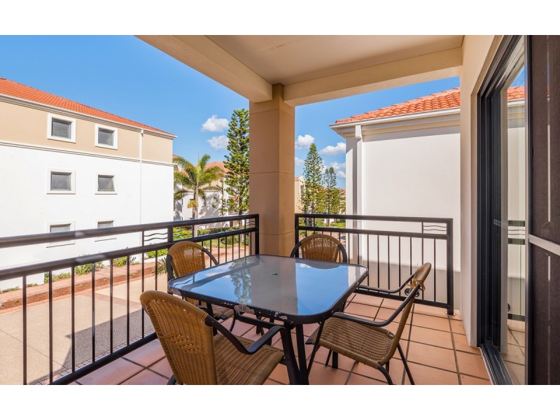 49/20-21 Pacific Parade, Yamba NSW 2464