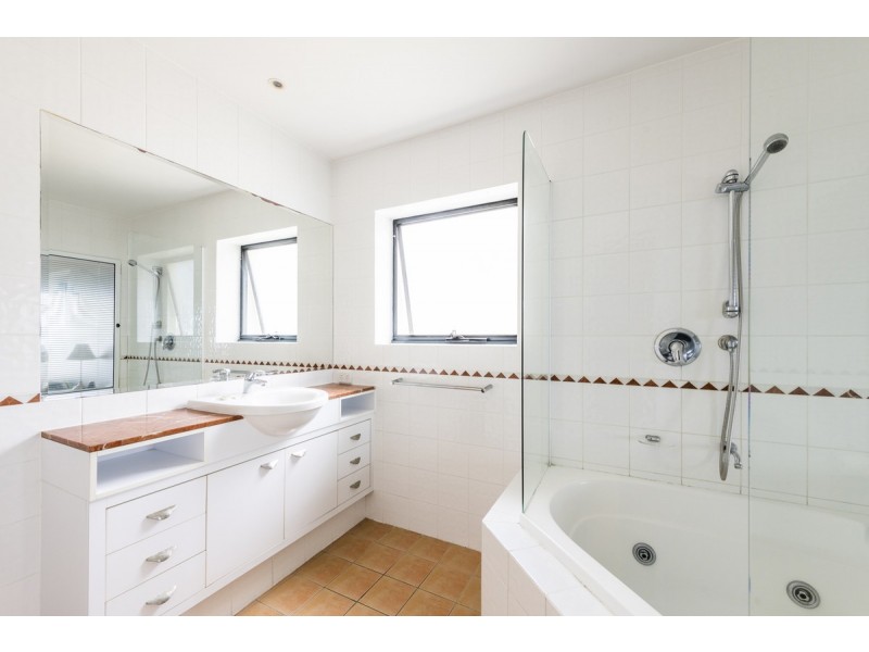 21/20-21 Pacific Parade, Yamba NSW 2464