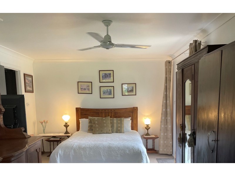 Unit A/338 Old Ferry Road, Ashby NSW 2463