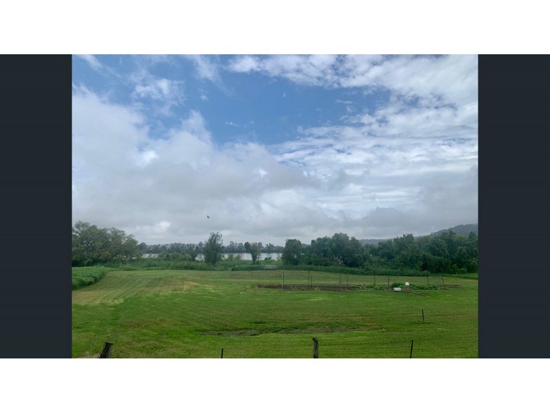 Unit A/338 Old Ferry Road, Ashby NSW 2463