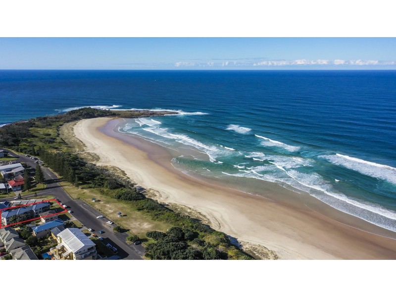 6/12 Pacific Parade, Yamba NSW 2464