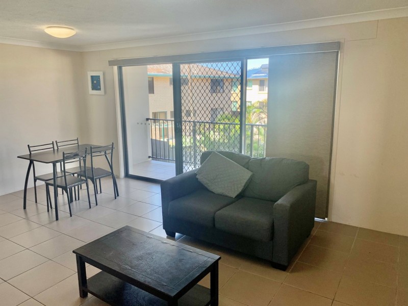 6/12 Pacific Parade, Yamba NSW 2464