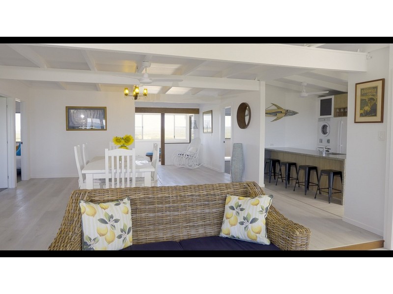 142 Ocean Road, Brooms Head NSW 2463