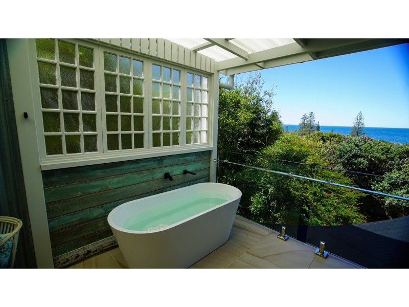 142 Ocean Road, Brooms Head NSW 2463