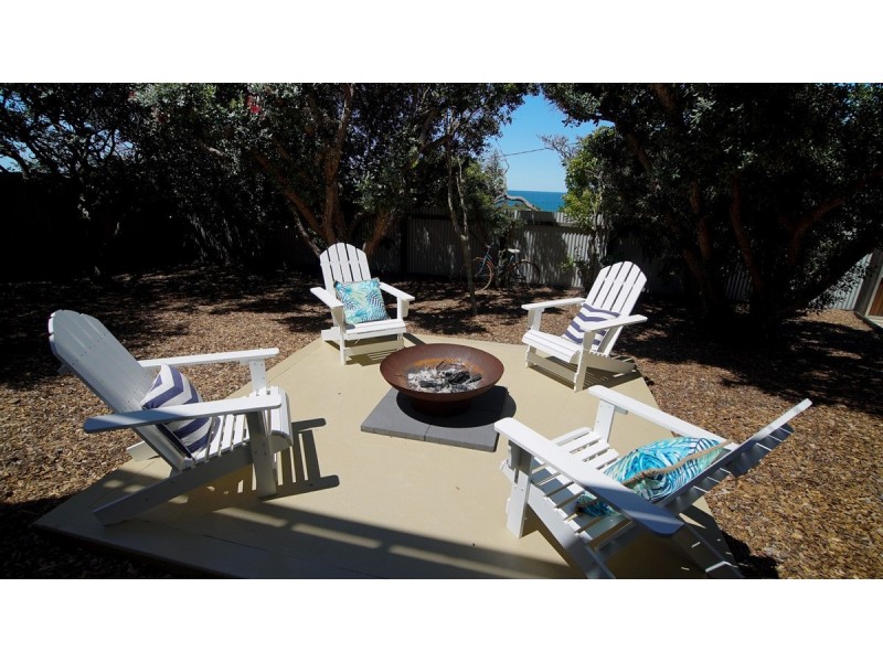 142 Ocean Road, Brooms Head NSW 2463