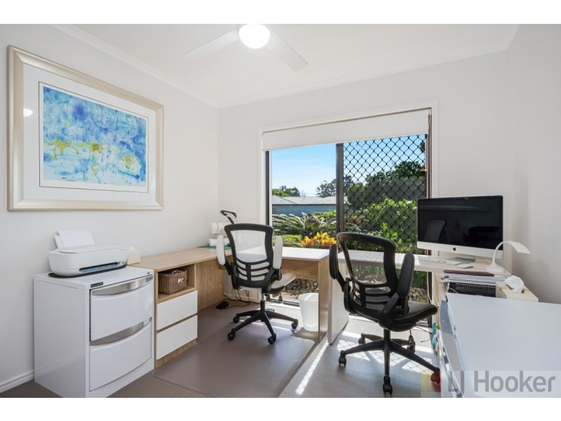 14 Edgewater Close, Yamba NSW 2464