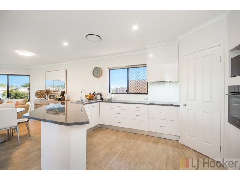 14 Edgewater Close, Yamba NSW 2464