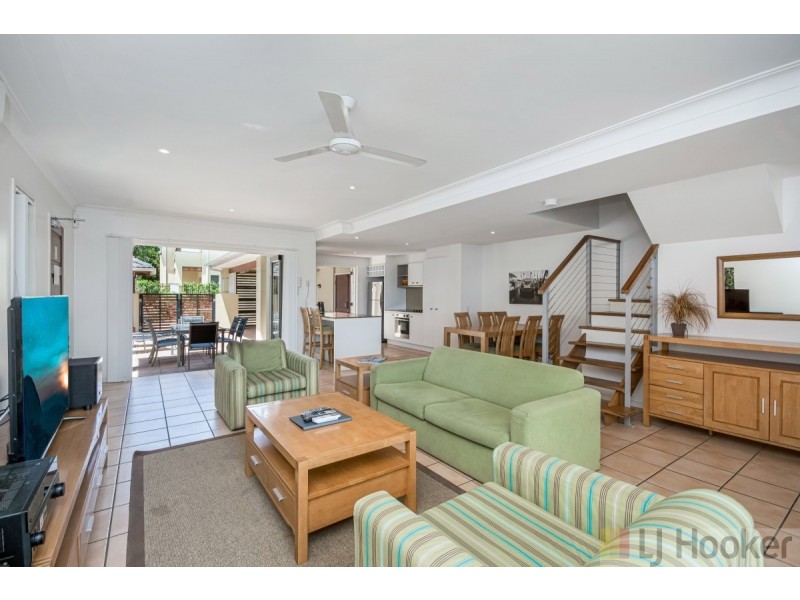 65/20-21 Pacific Parade, Yamba NSW 2464