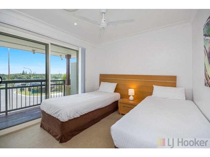 65/20-21 Pacific Parade, Yamba NSW 2464