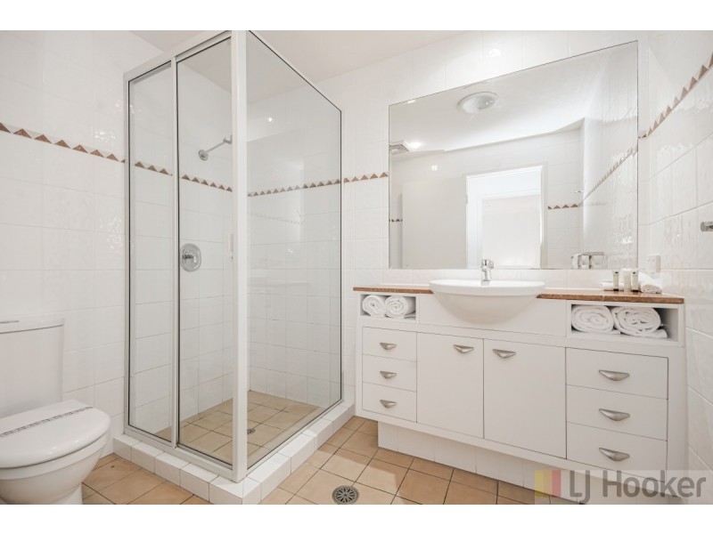 65/20-21 Pacific Parade, Yamba NSW 2464