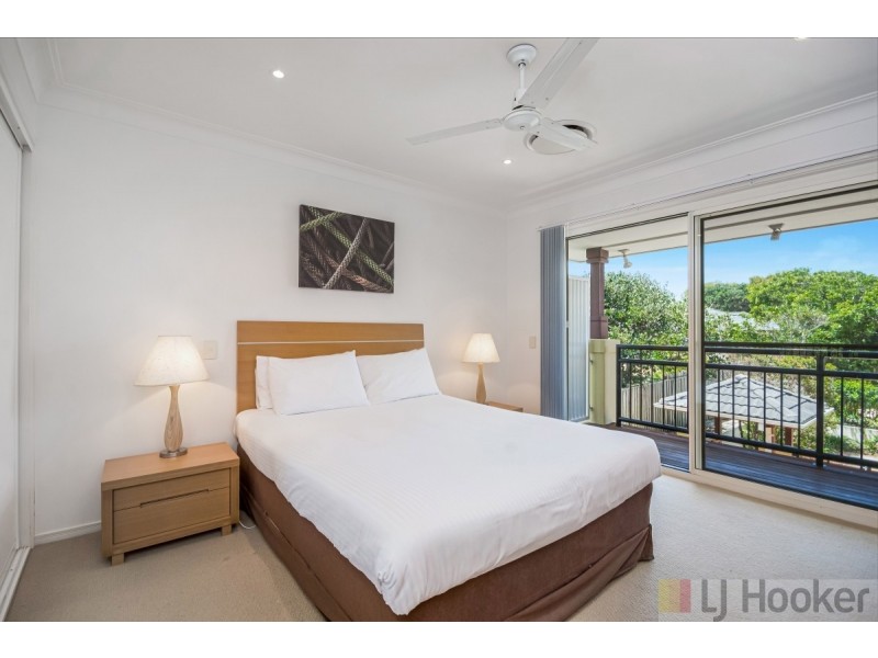 65/20-21 Pacific Parade, Yamba NSW 2464