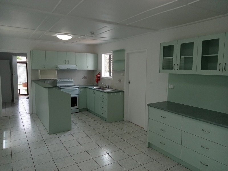 173 Yamba Road, Yamba NSW 2464