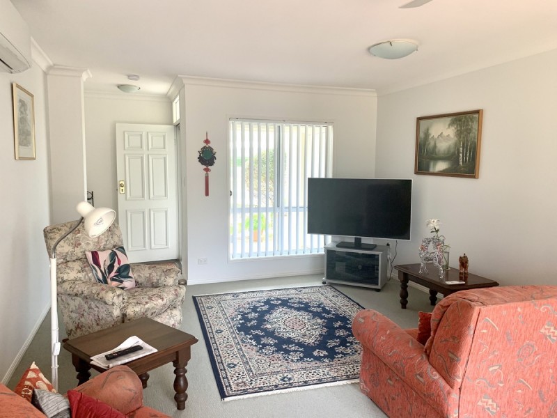 2C The Drive, Yamba NSW 2464