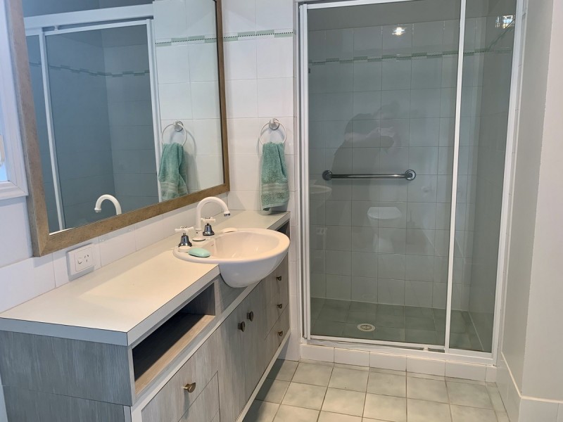 2C The Drive, Yamba NSW 2464