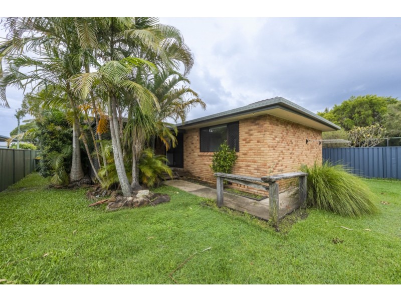 147 Yamba Road, Yamba NSW 2464