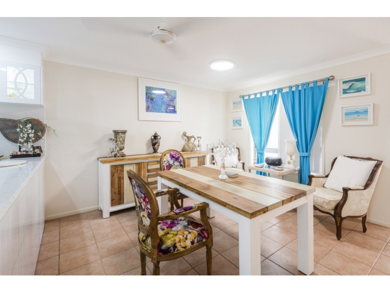 B5 U5/18-19 Pacific Parade, Yamba NSW 2464