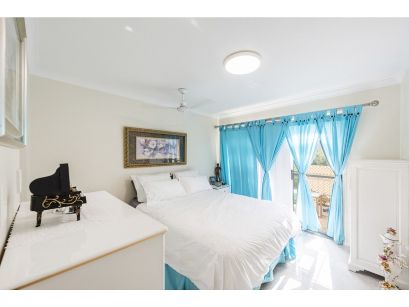 B5 U5/18-19 Pacific Parade, Yamba NSW 2464
