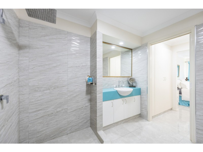B5 U5/18-19 Pacific Parade, Yamba NSW 2464