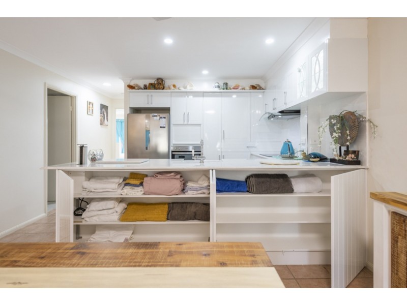 B5 U5/18-19 Pacific Parade, Yamba NSW 2464