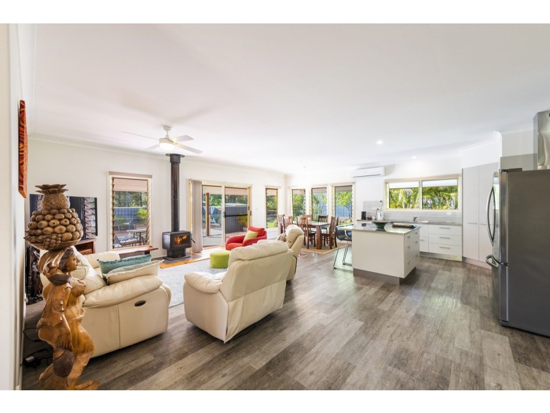 6a Island View Road, Woombah NSW 2469