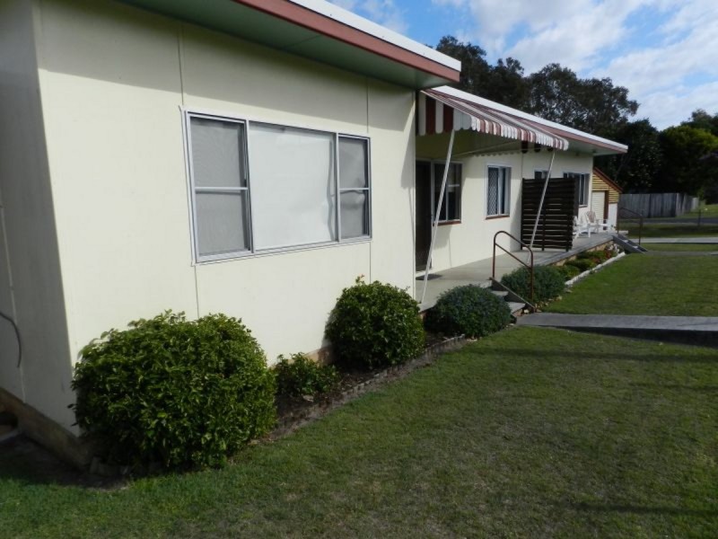 1/27 Queen Street, Yamba NSW 2464
