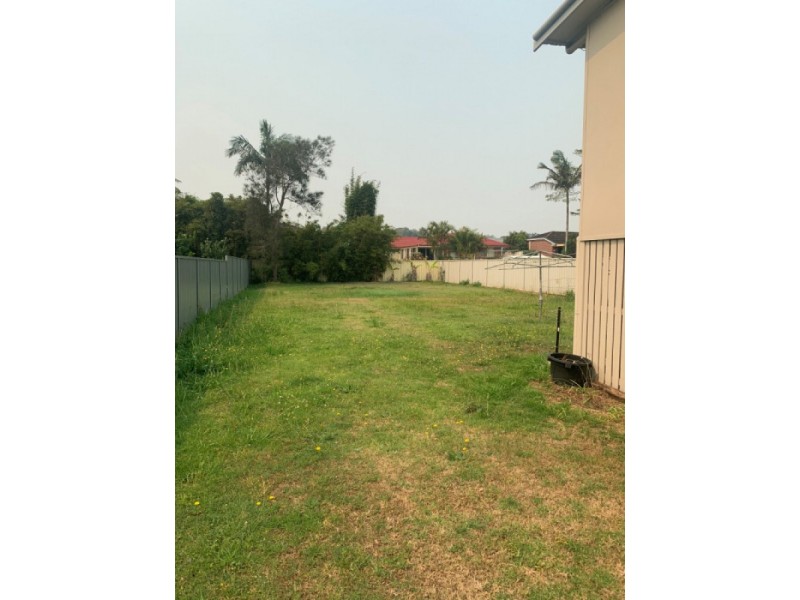 24 Yamba Road, Yamba NSW 2464