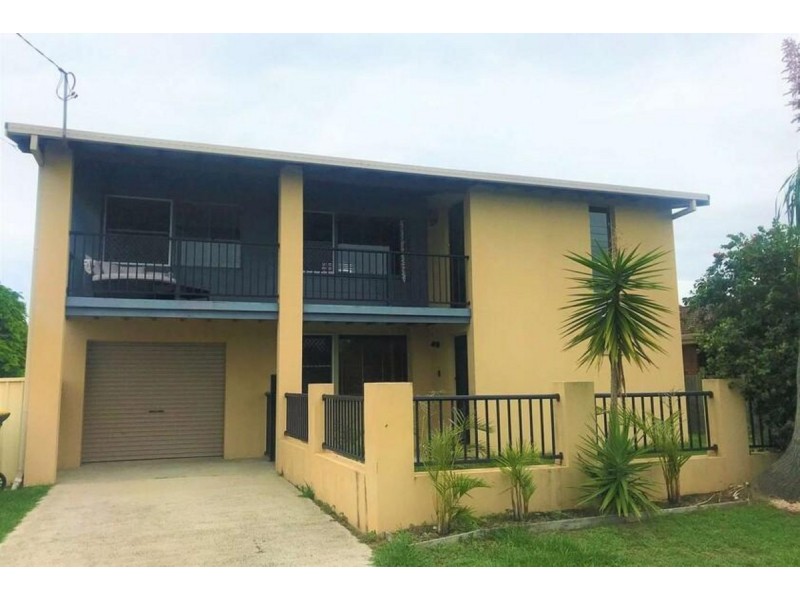 246 Yamba Road, Yamba NSW 2464