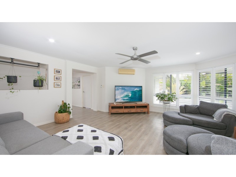 24 Bayview Drive, Yamba NSW 2464