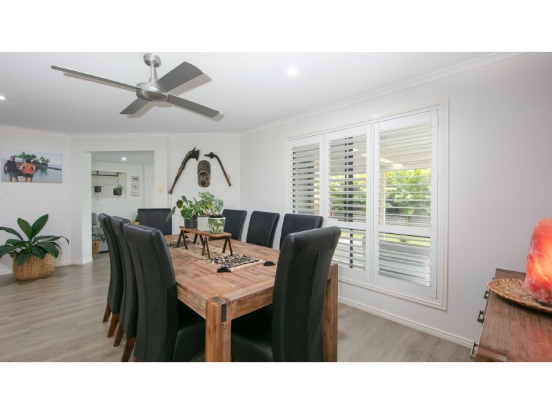 24 Bayview Drive, Yamba NSW 2464