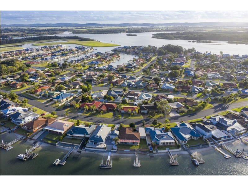 25 Acacia Circuit, Yamba NSW 2464