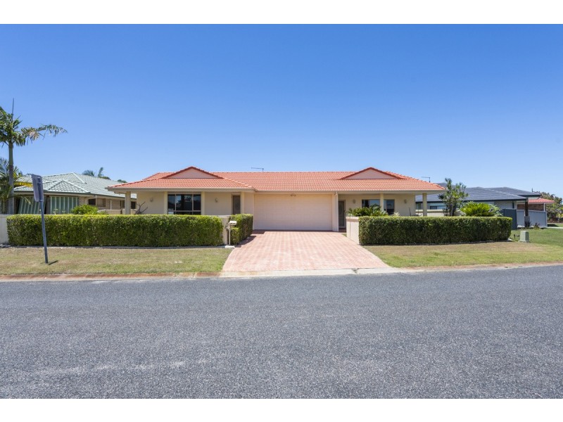 54 MELALEUCA Drive, Yamba NSW 2464