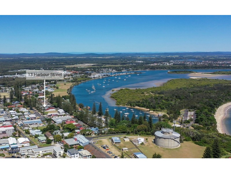 13 Harbour Street, Yamba NSW 2464