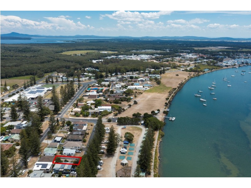 13 Harbour Street, Yamba NSW 2464