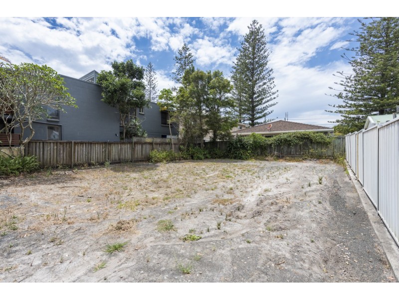 13 Harbour Street, Yamba NSW 2464