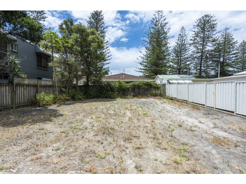 13 Harbour Street, Yamba NSW 2464