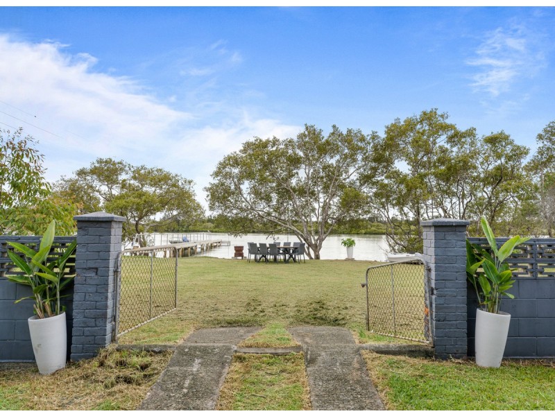 13 Oyster Channel Road, Micalo Island NSW 2464