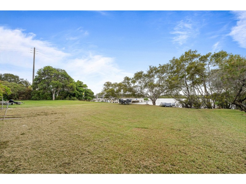 13 Oyster Channel Road, Micalo Island NSW 2464