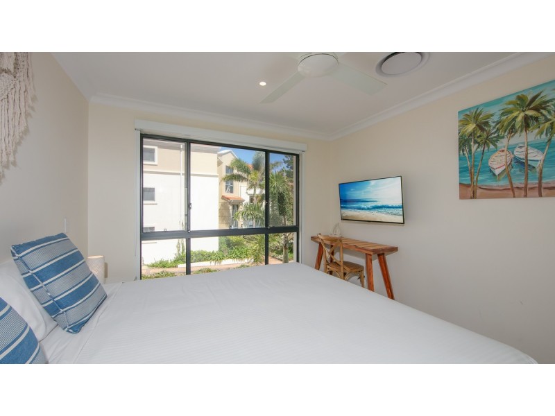 52/20-21 Pacific Parade, Yamba NSW 2464