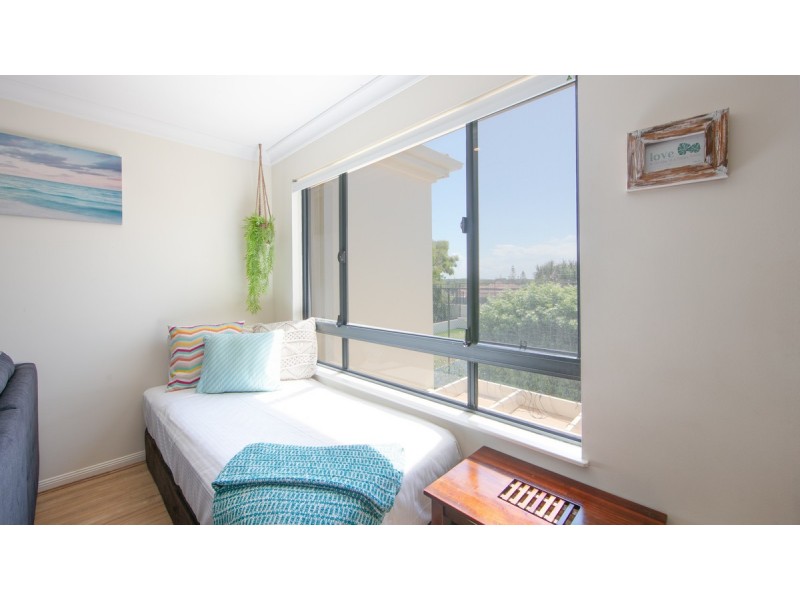 52/20-21 Pacific Parade, Yamba NSW 2464