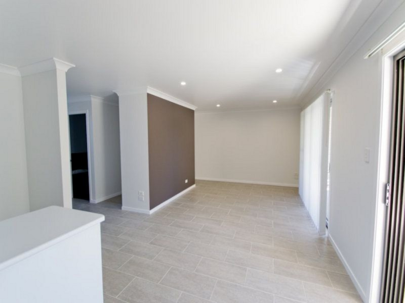 2/53 William Avenue, Yamba NSW 2464