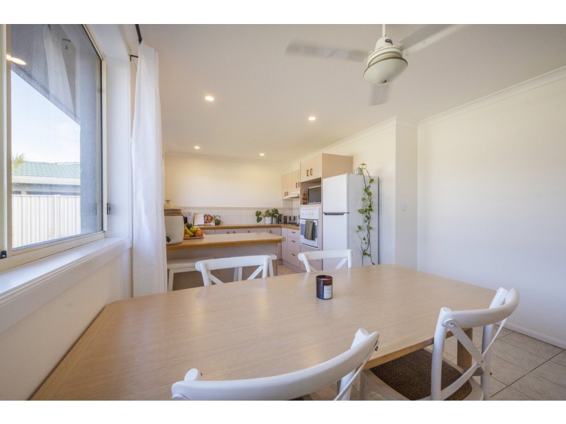 8B Parkview Crescent, Yamba NSW 2464