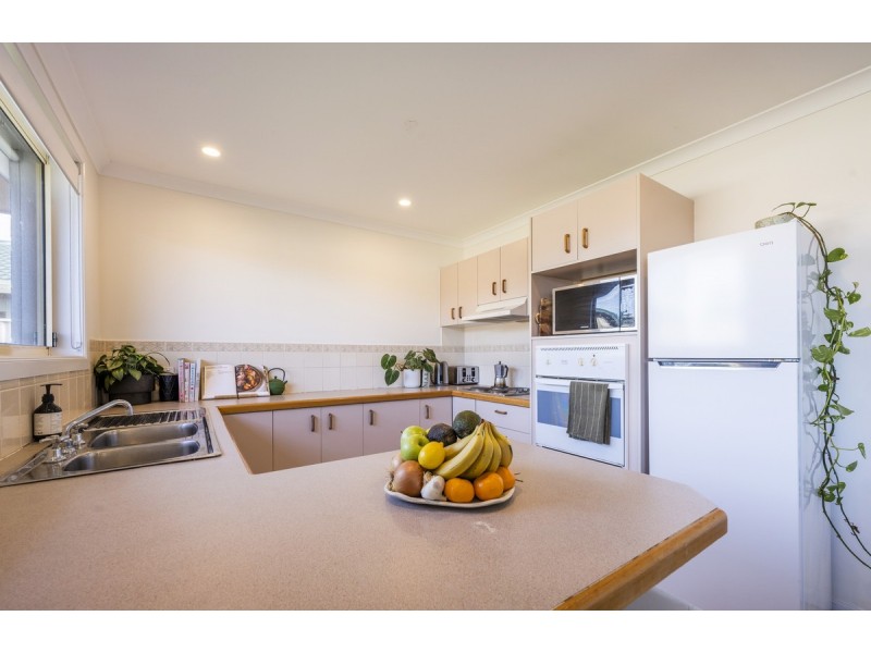 8B Parkview Crescent, Yamba NSW 2464