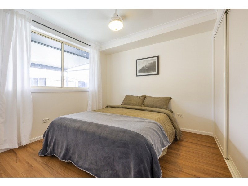 8B Parkview Crescent, Yamba NSW 2464