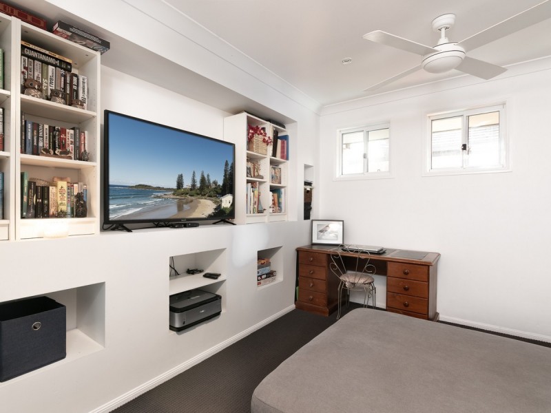 98 Lakes Boulevard, Wooloweyah NSW 2464